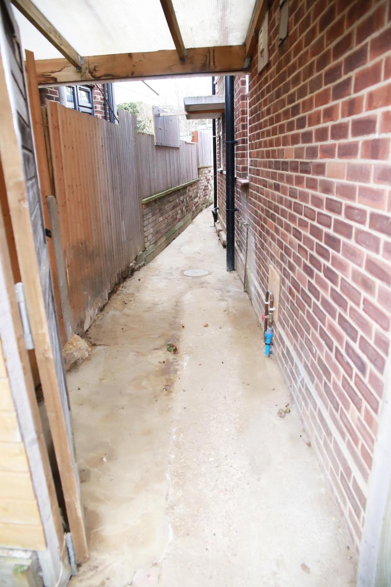 Central Harrow Cozy Apartment With Free Parking Harrow on the Hill Exterior photo